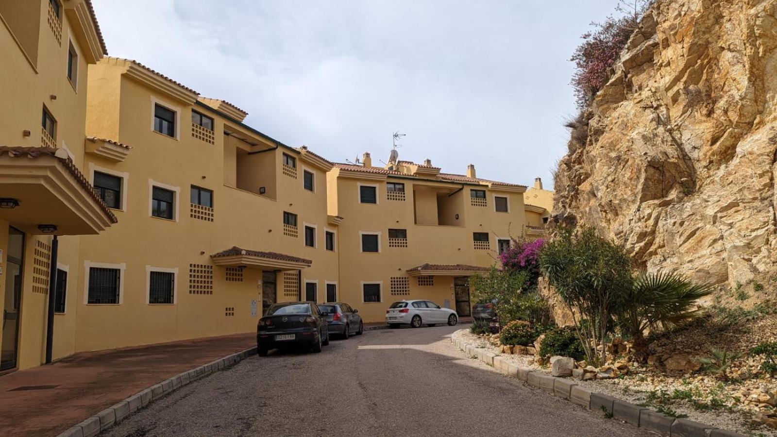 בנאלמדנה Fabulous Golf Front Apartment With Pool And Seaview מראה חיצוני תמונה