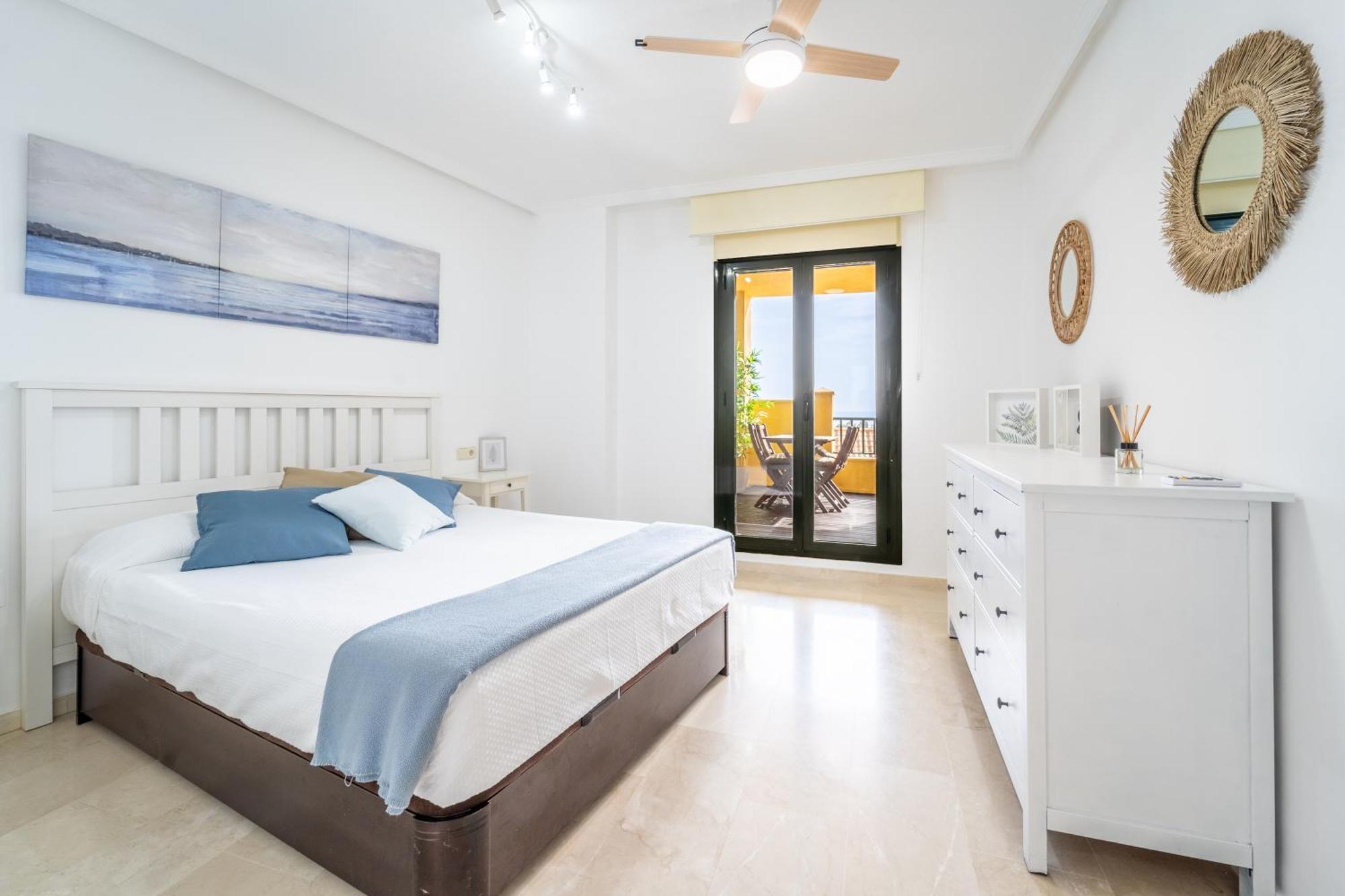 בנאלמדנה Fabulous Golf Front Apartment With Pool And Seaview מראה חיצוני תמונה